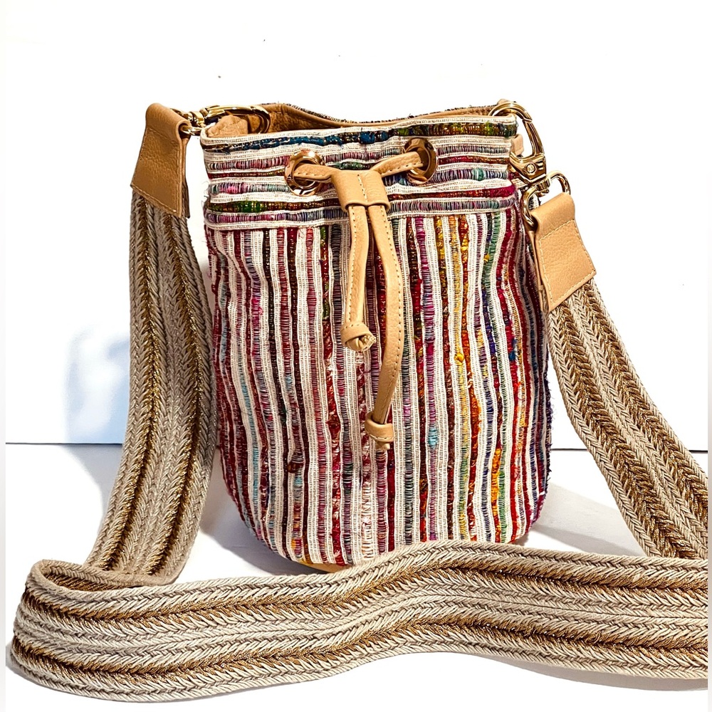 NWOT Anthropologie Claramonte Baby Angelo Drawstring Multi Gold Hobo Bucket Bag - Picture 8 of 16